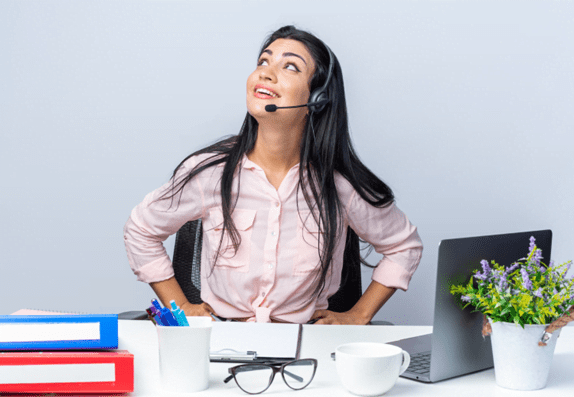 Operaria de Outsourcing Call Center